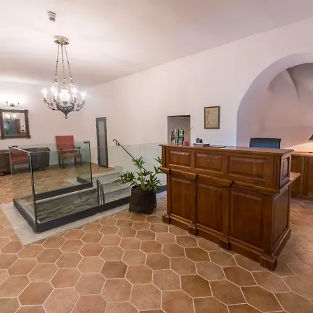 Hotel Palazzo Cestari 3*