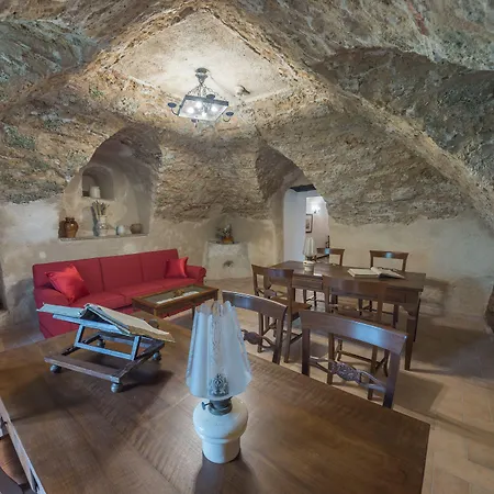 Palazzo Cestari 3*