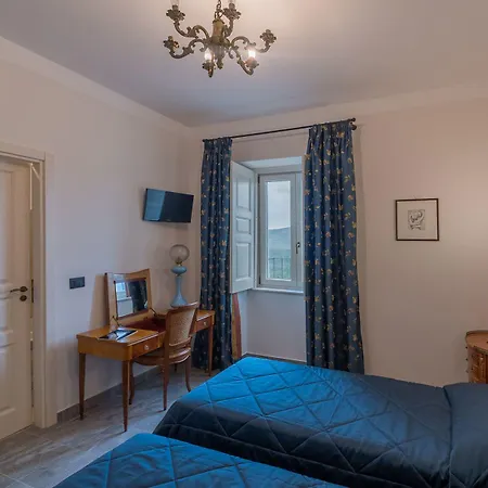 Palazzo Cestari Hotel Montesano sulla Marcellana