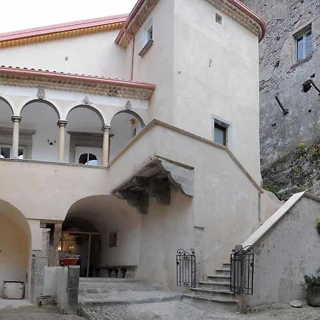 Palazzo Cestari 3* Montesano sulla Marcellana
