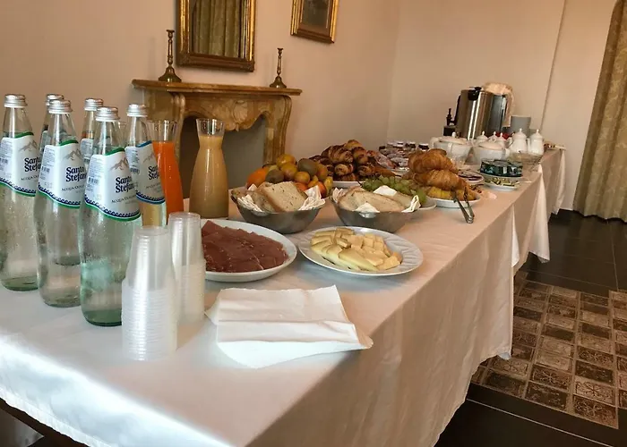 Palazzo Cestari 3* Montesano sulla Marcellana